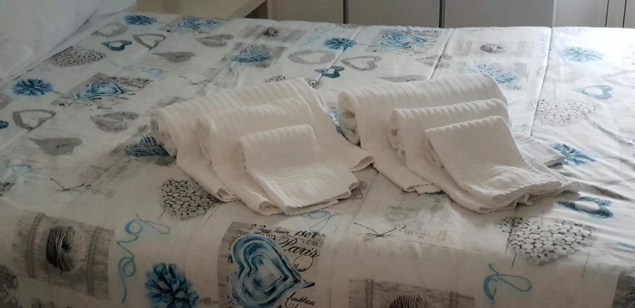 마테라 Uno Sguardo Sui Sassi B&B 외부 사진