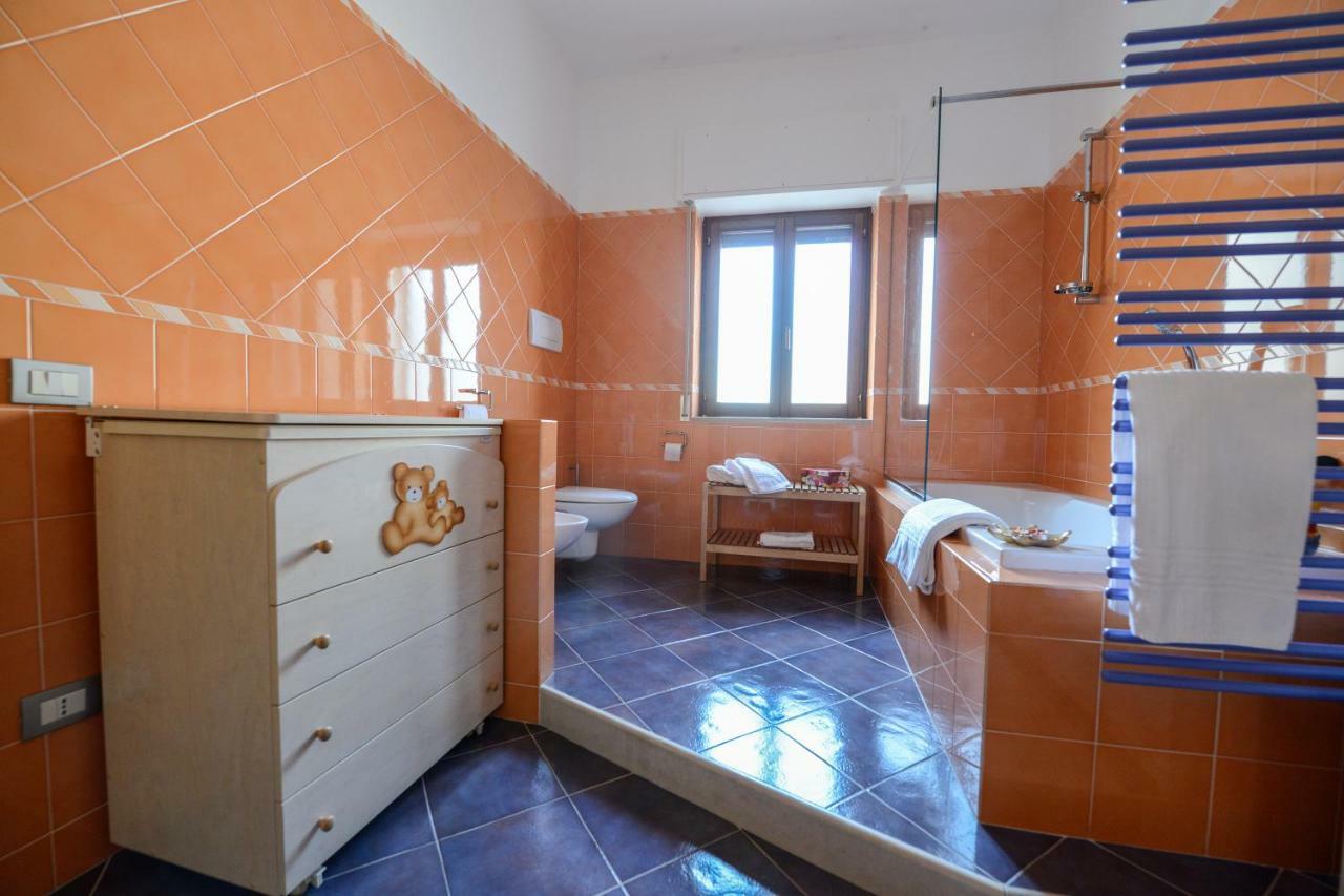 마테라 Uno Sguardo Sui Sassi B&B 외부 사진