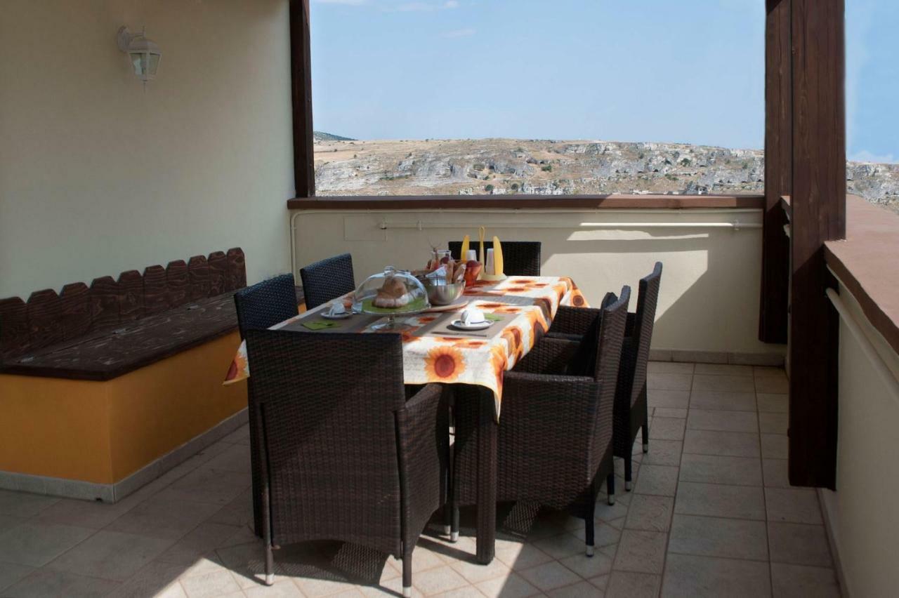 마테라 Uno Sguardo Sui Sassi B&B 외부 사진